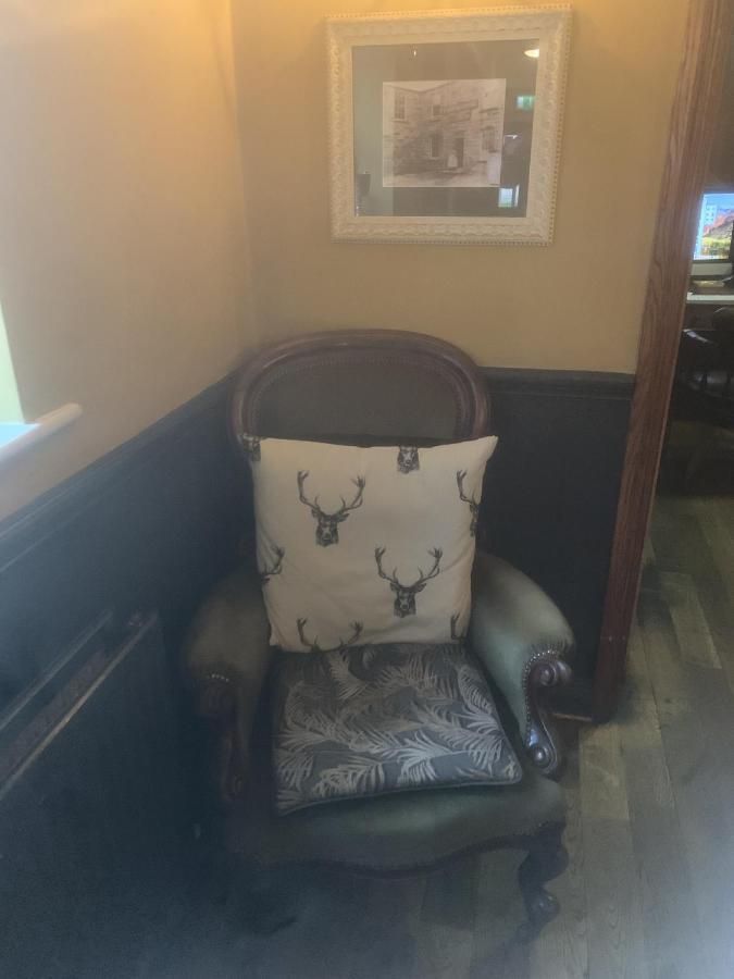 The Manners Pub With Rooms Бэйквэлл Экстерьер фото