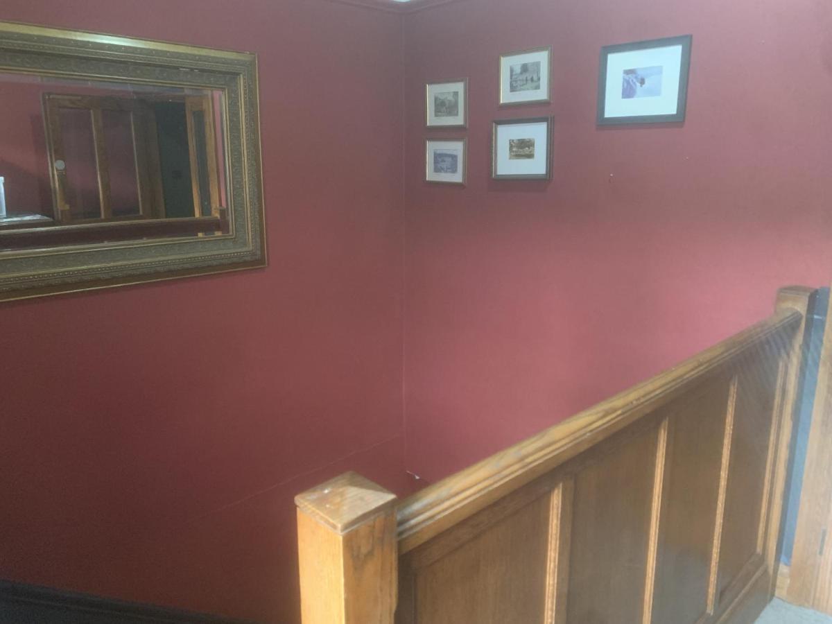 The Manners Pub With Rooms Бэйквэлл Экстерьер фото